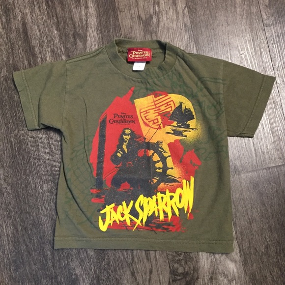 Disney’s Jack Sparrow T-shirt Boys Medium - Picture 1 of 6